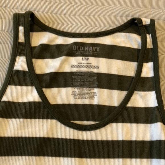 Old Navy Maternity Ribbed Tank - Picture 2 of 2
